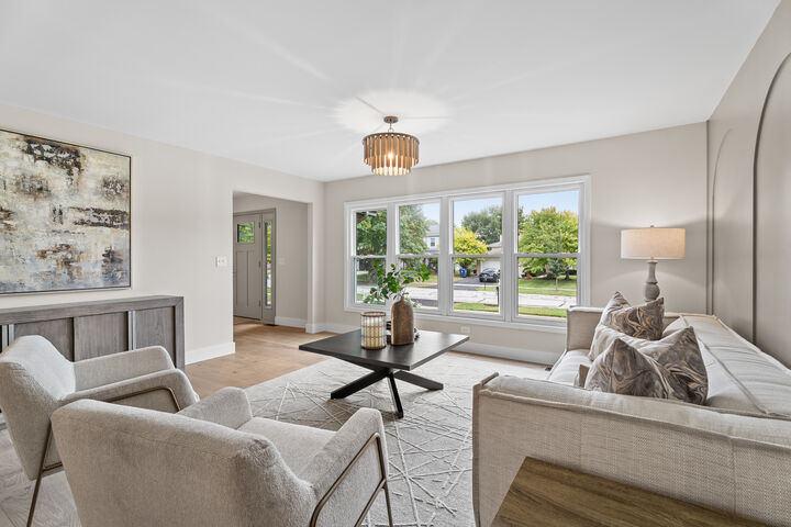 Property Photo: 2084 Maplewood Circle IL 60563