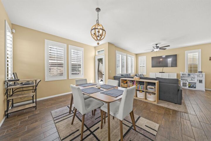 31937 Red Pine Way 80  Temecula CA 92592 photo