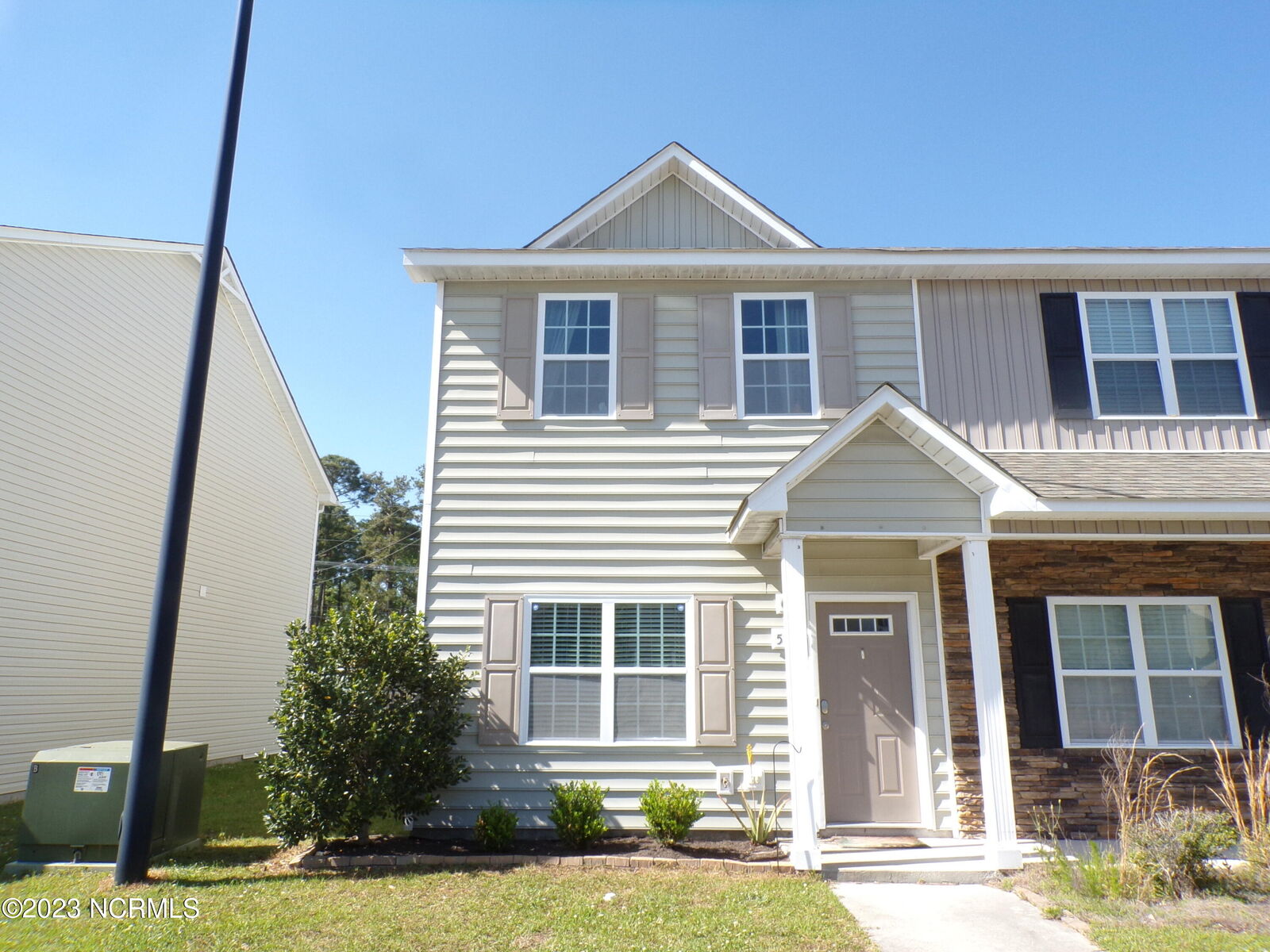 Property Photo:  513 Oyster Rock Lane  NC 28460 