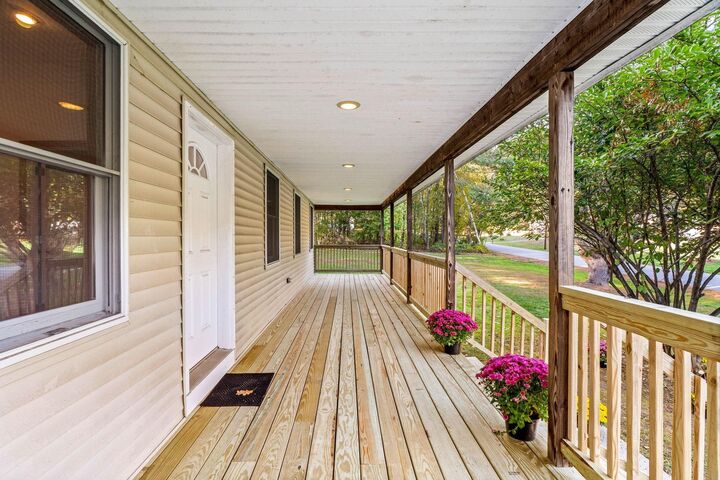 Property Photo: 13 Birch Lane NH 03076