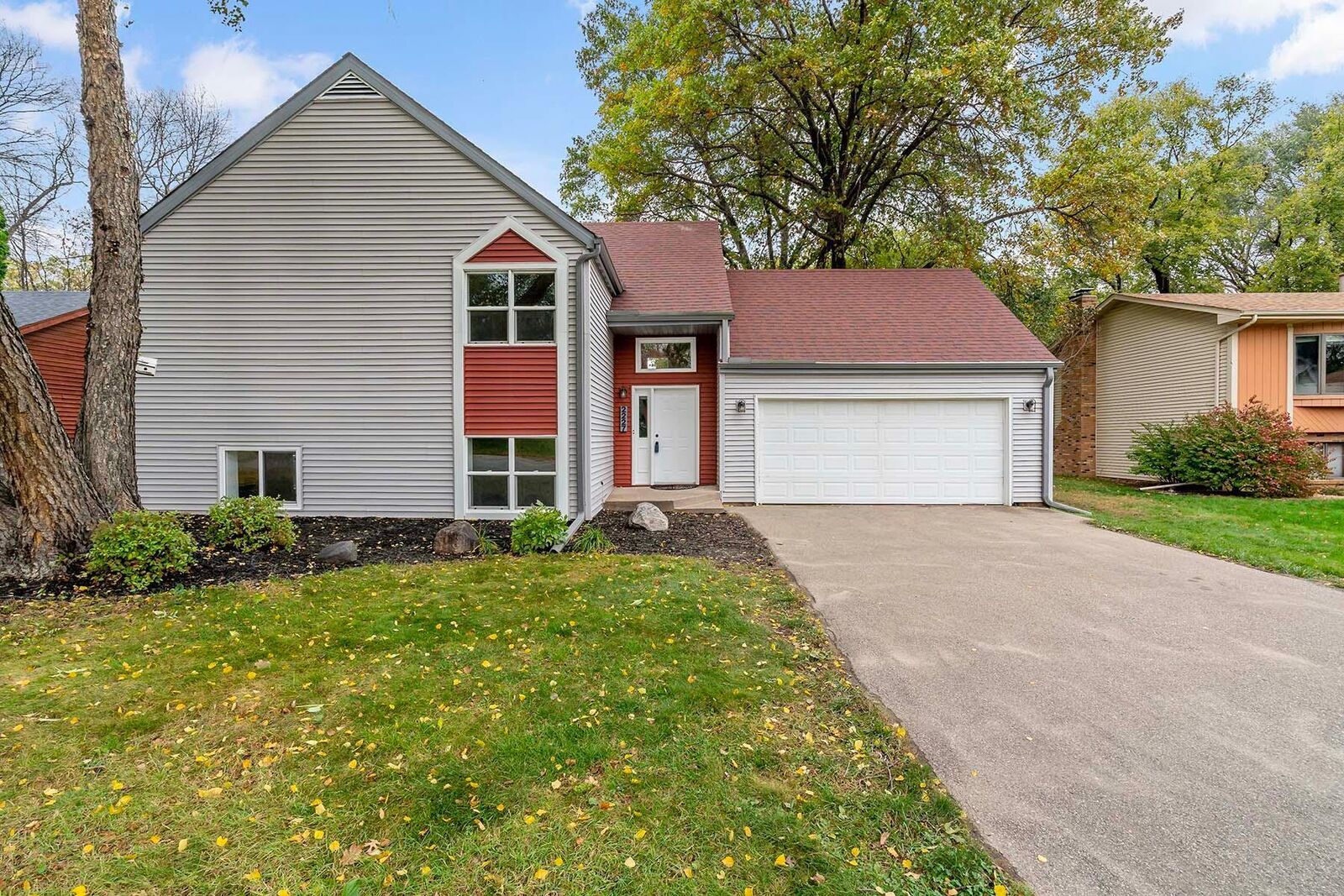 Property Photo: 2227 Vivian Lane MN 55119
