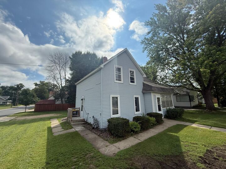 Property Photo: 20660 Holyoke Avenue #2 MN 55044
