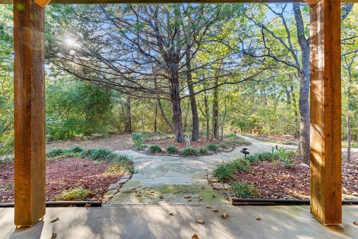 Property Photo:  600 Seals Road  TX 76226