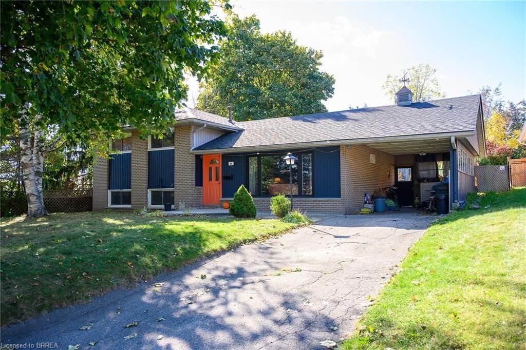 Property Photo: 44 Market Street ON N3L 3B2