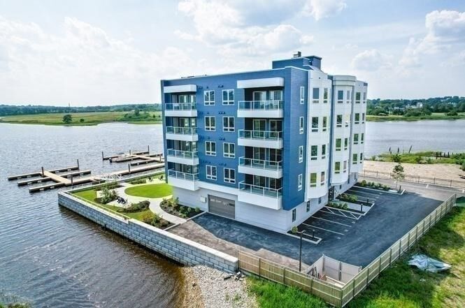 Property Photo: 60 Newbury St 10 MA 02171