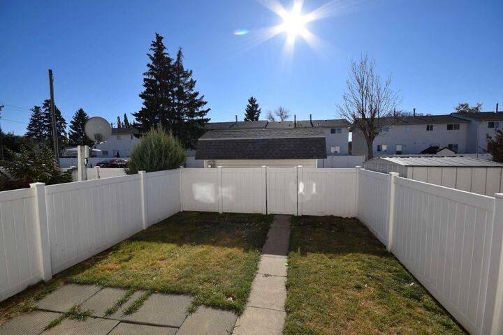 Property Photo: 5823 57 Street 111 AB T4N 2L5