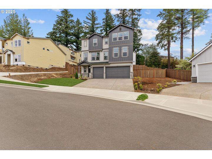 Property Photo: 2134 Eleanor Rd OR 97068