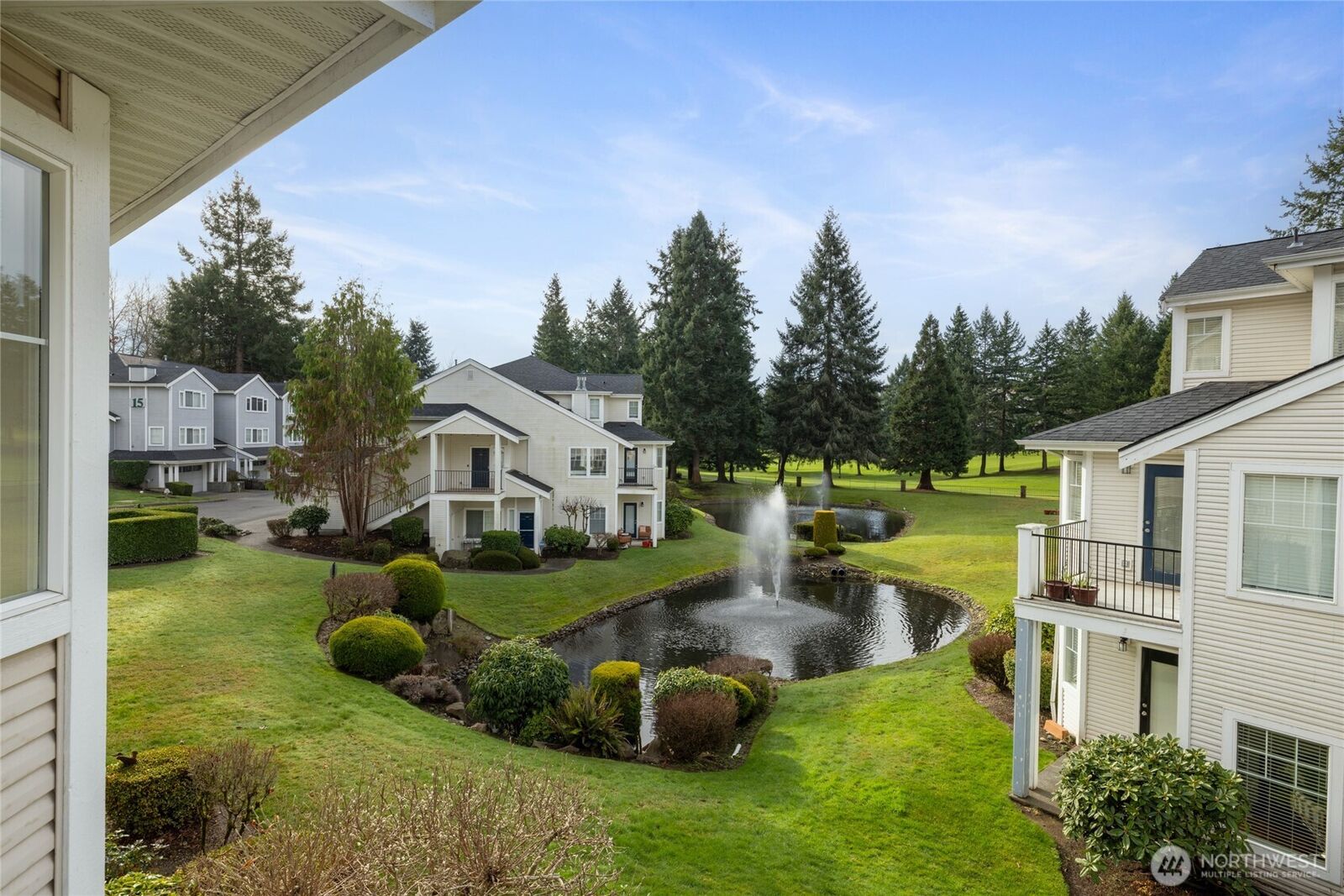 Property Photo:  4714  Fairwood Boulevard NE 601  WA 98422 
