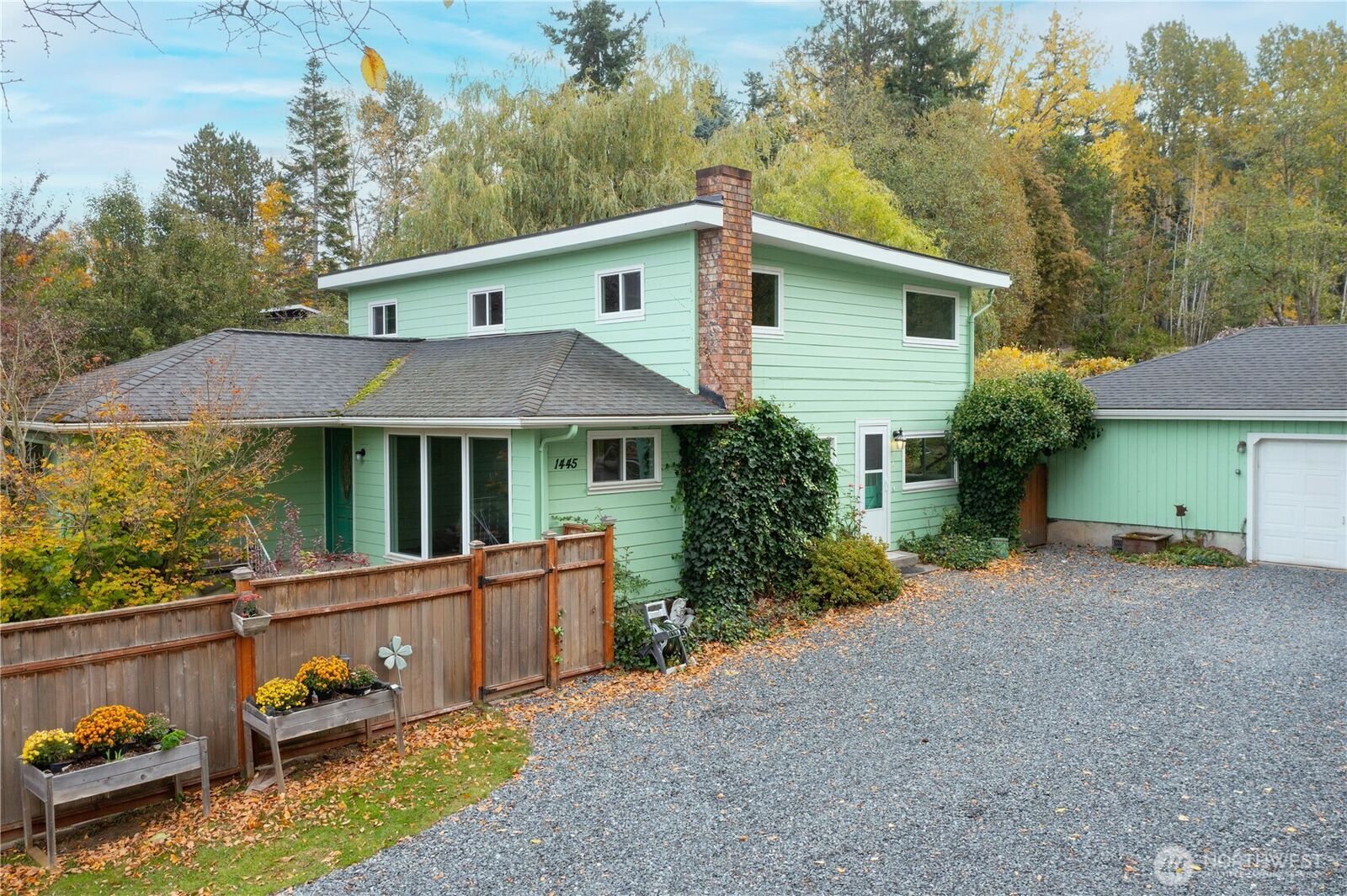 Property Photo: 1445 Mt Baker Highway WA 98226