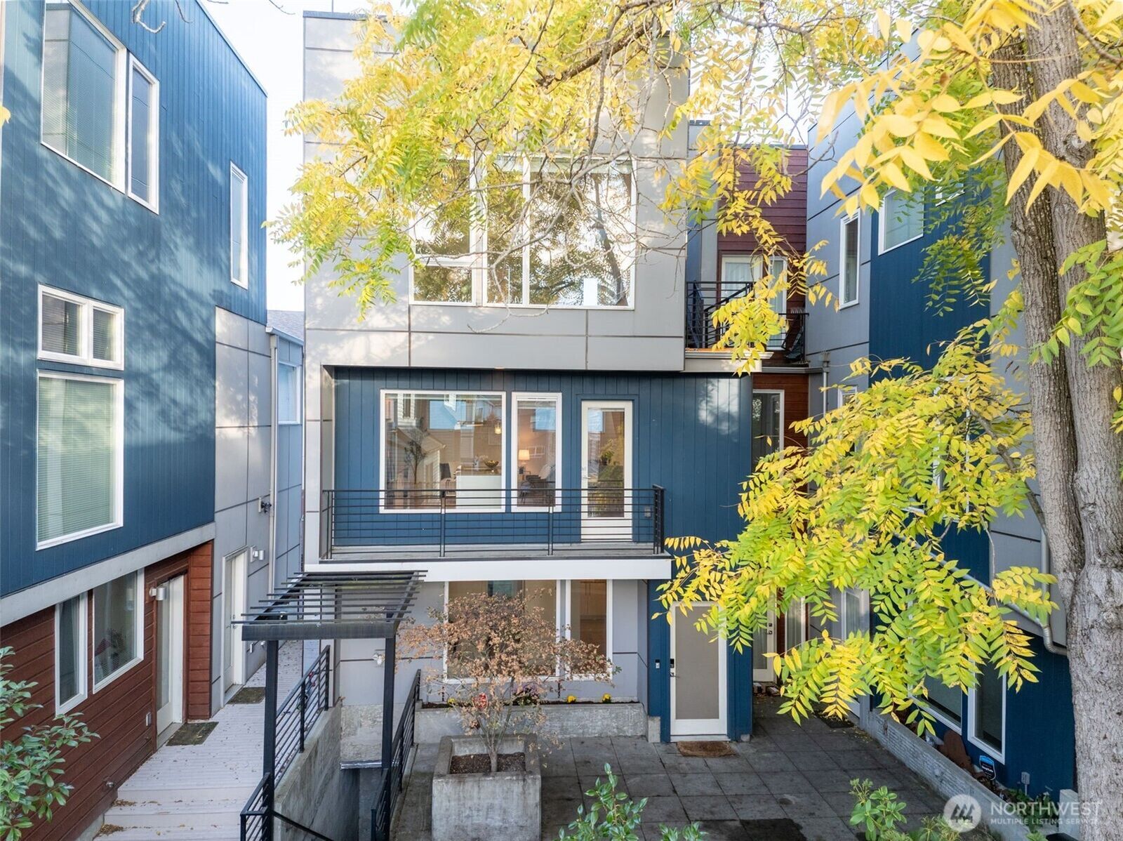 Property Photo:  1763 NW 59th Street Unit A  WA 98107 