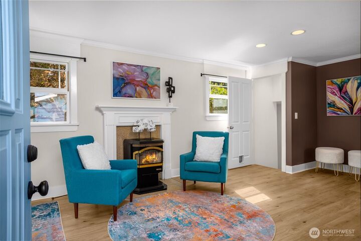 Property Photo: 5620 Wetmore Avenue WA 98203
