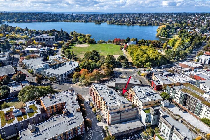 410 NE 70th Street 407  Seattle WA 98115 photo