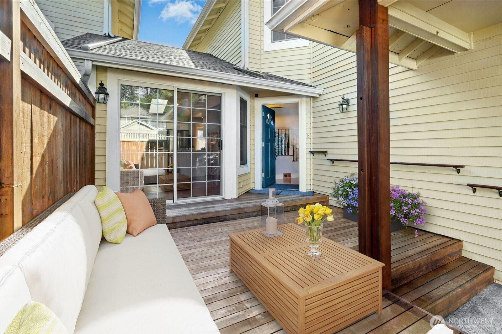 Property Photo: 15865 Northup Way 41 WA 98008