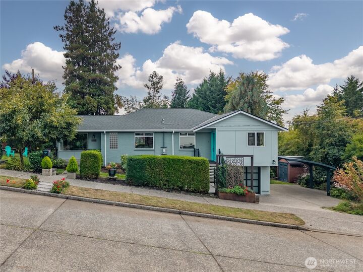 Property Photo: 6555 27th Avenue NE WA 98115