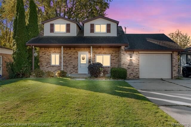 21720 Evergreen Street  St. Clair Shores MI 48082 photo