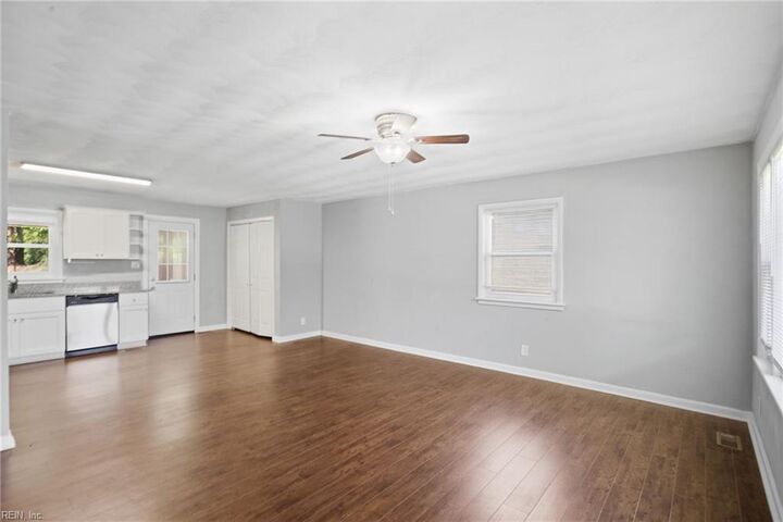 Property Photo:  1504 City Park Ave  VA 23701