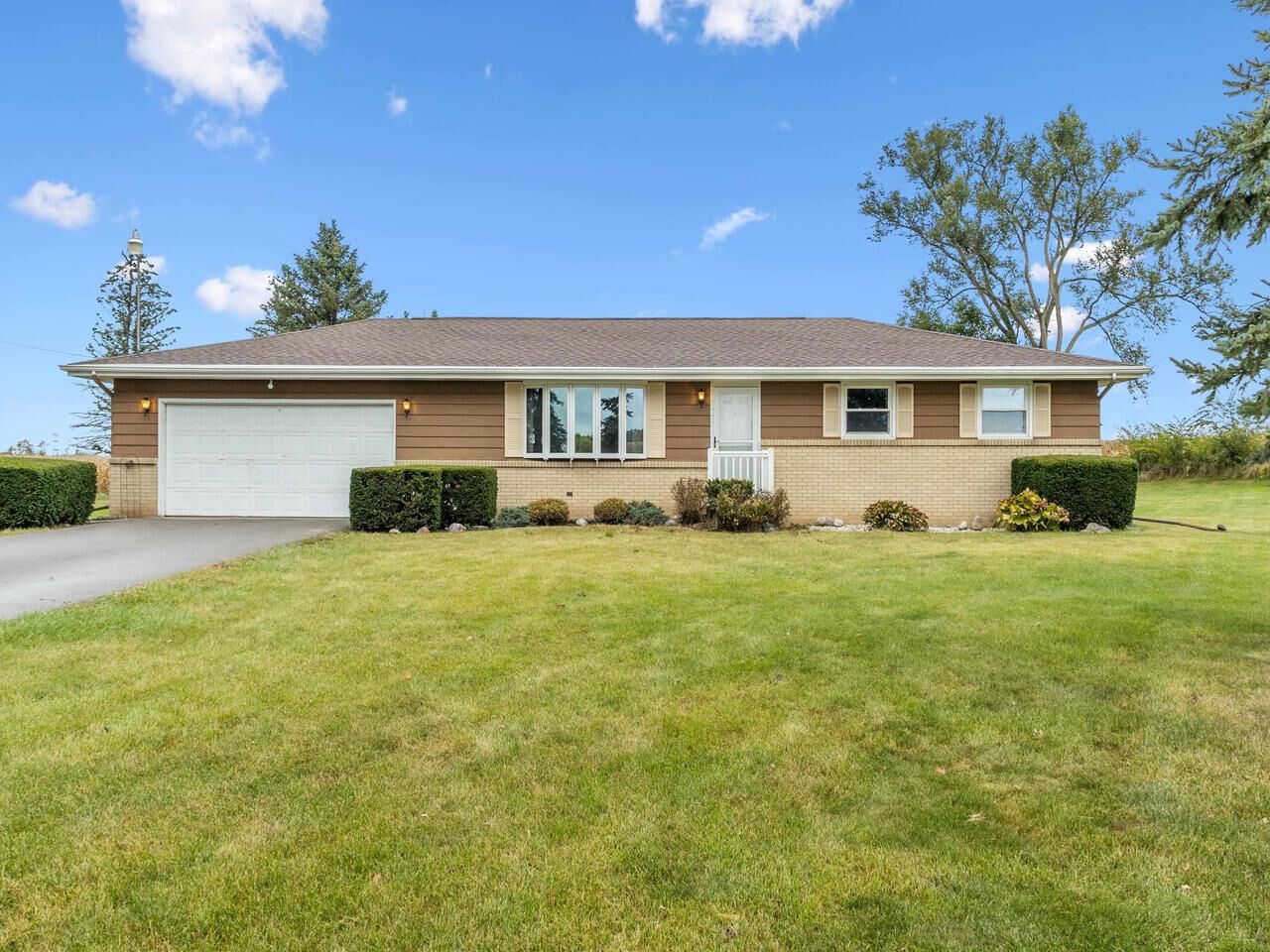 Property Photo: 4815 West Spring Creek Road WI 53511