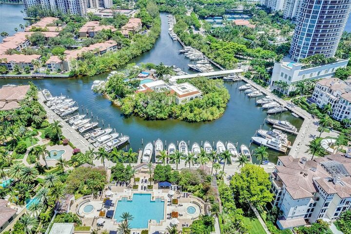 7000 Island Blvd 903  Aventura FL 33160 photo