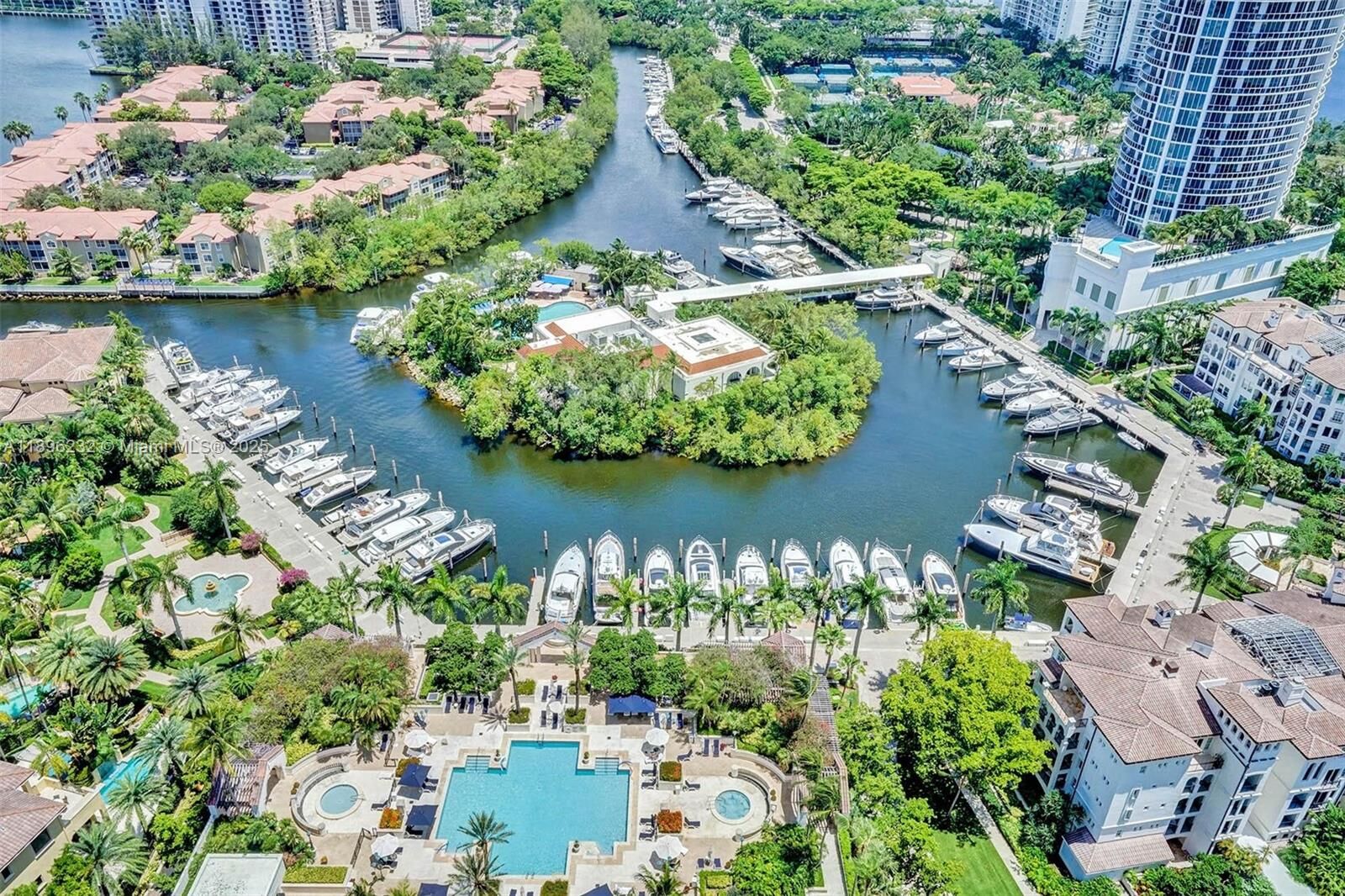 Property Photo: 7000 Island Blvd 903 FL 33160