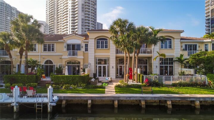 3705 NE 214  St 13  Aventura FL 33180 photo