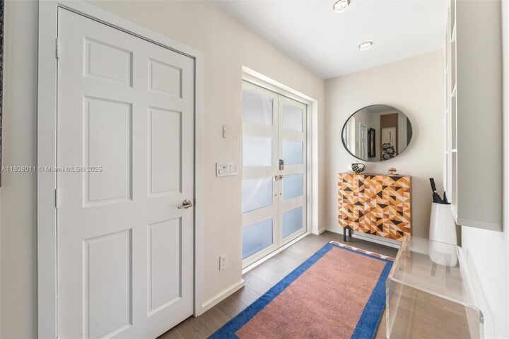 Property Photo: 12944 Banyan Rd FL 33181