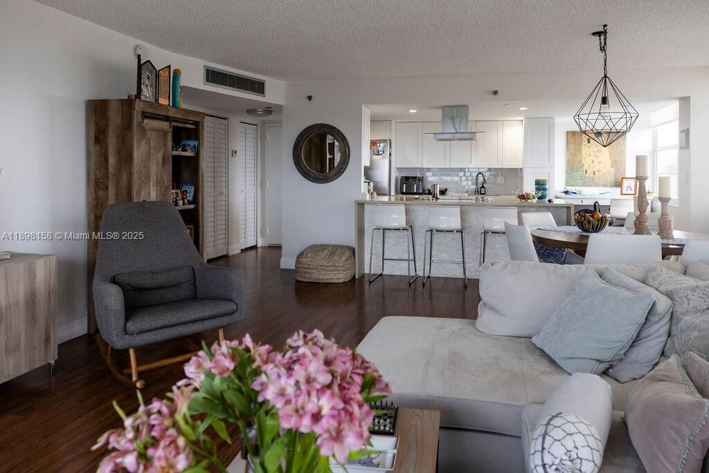 Property Photo:  1300 St Charles Place Ph12  FL 33026 