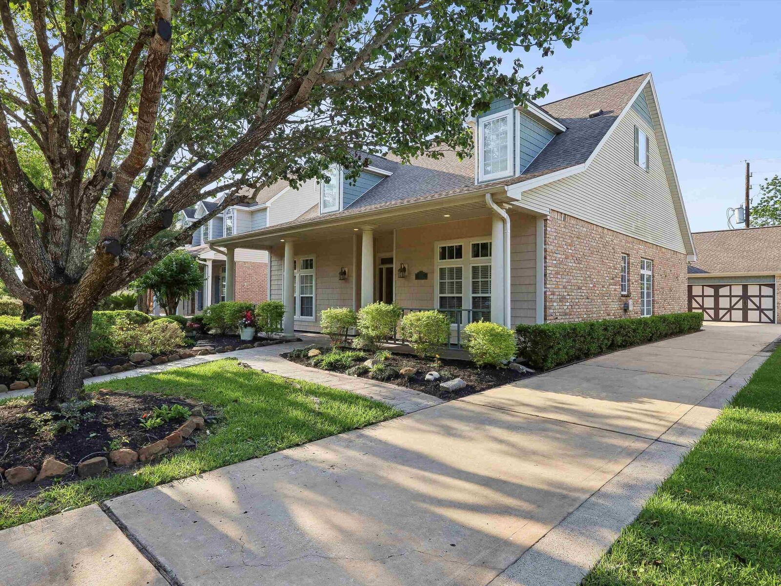Property Photo: 9670 Manion Ct TX 77706