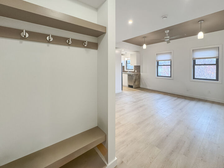 Property Photo: 1 Arch Street 6 CT 06850