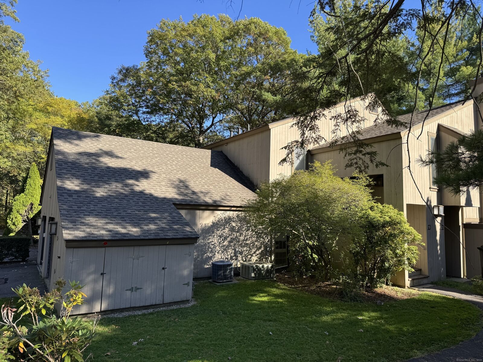 Property Photo: 19 Chestnut Drive 19 CT 06001