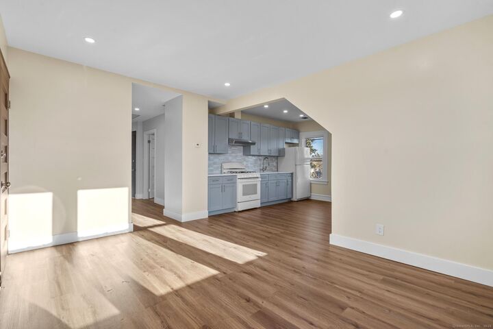 Property Photo: 68 Woodland Avenue 3 CT 06605