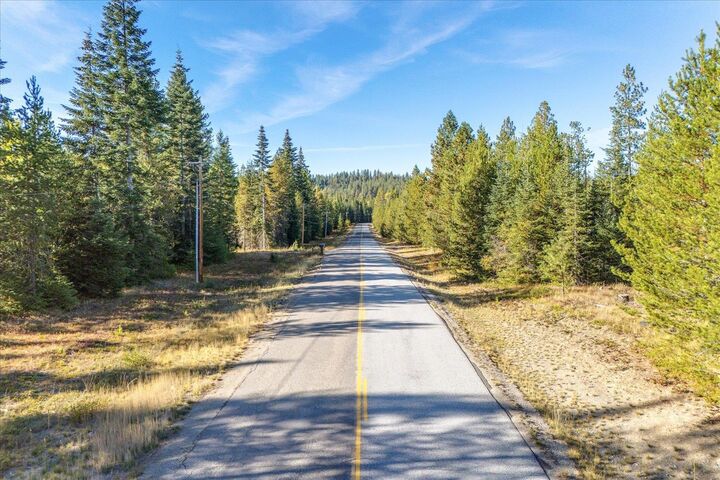 Property Photo:  Nka Coyote Trl. Rd 453119560004  WA 99156 