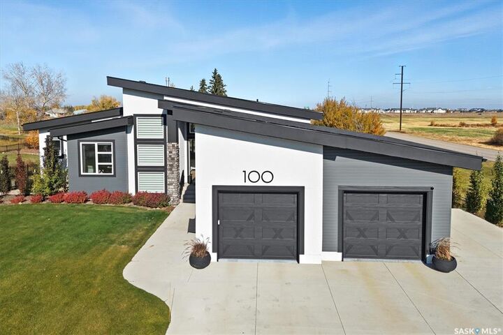 Property Photo: 100 Greenbryre Crescent N SK S7V 0J5