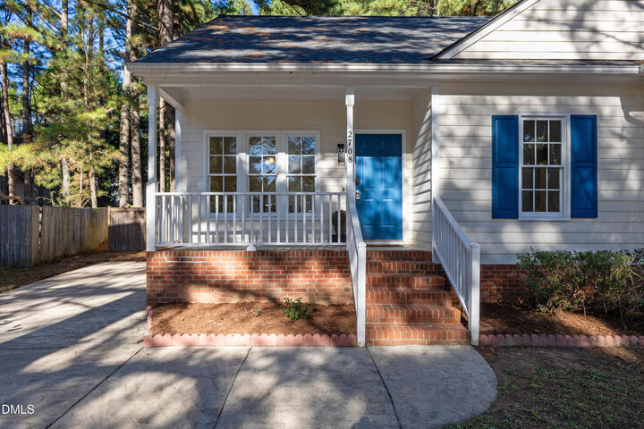 Property Photo:  2708 Clonnel Court  NC 27604 