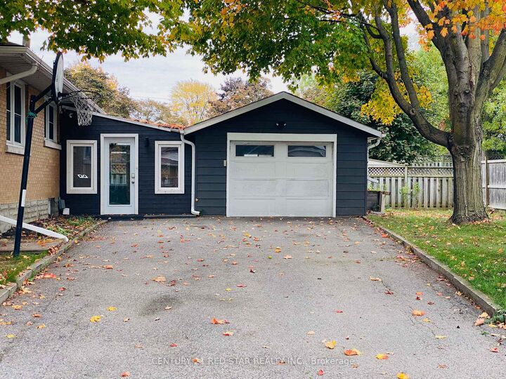 Property Photo: 107 Ellis Crescent S ON N2J 2C1