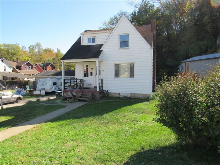 Property Photo: 100 Curtis St PA 15084