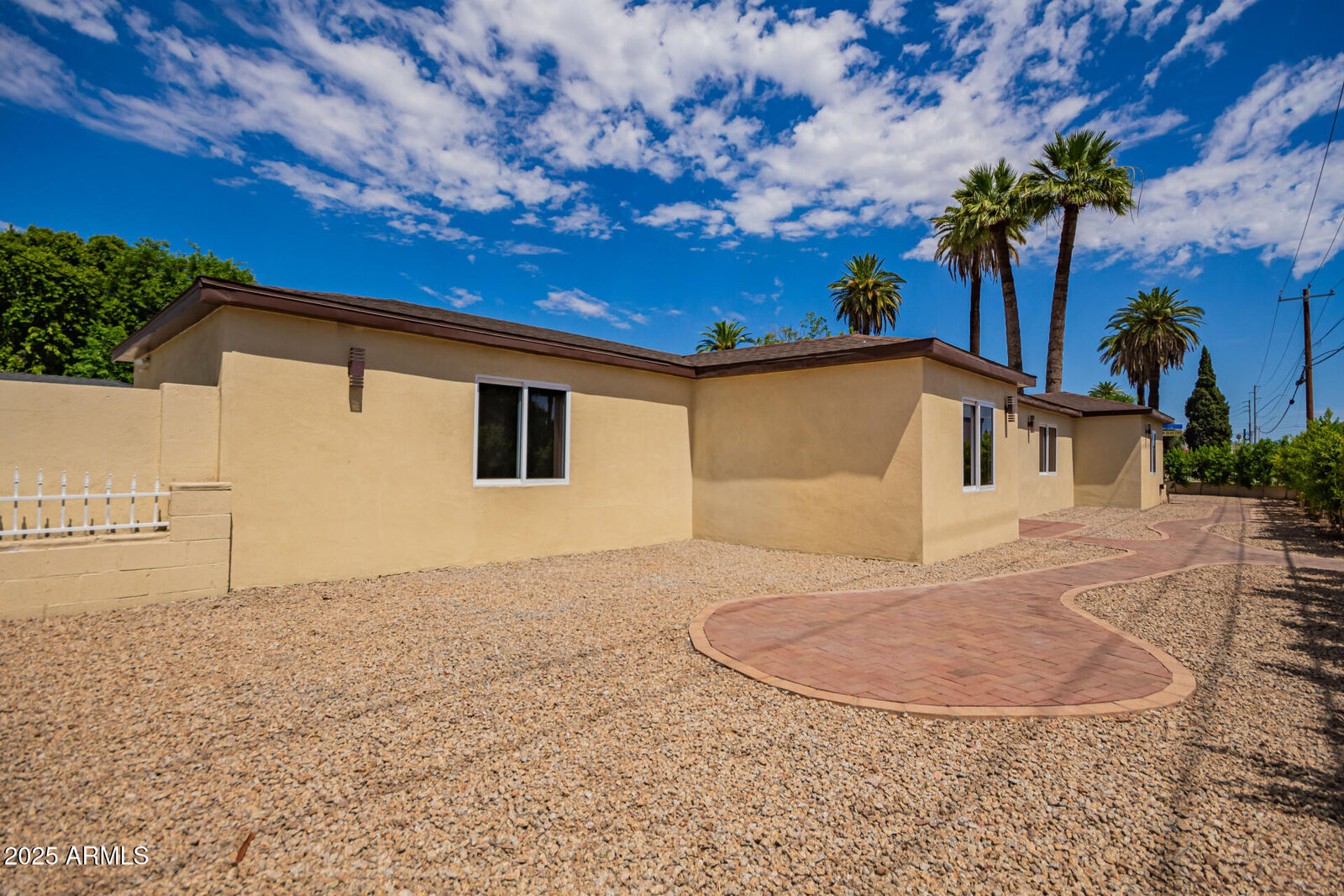 Property Photo: 701 W Windsor Avenue AZ 85007