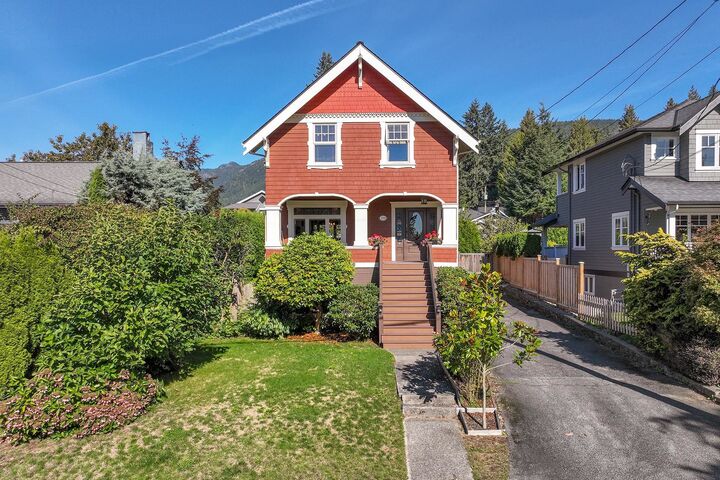 234 W Windsor Road  North Vancouver BC V7N 2N1 photo