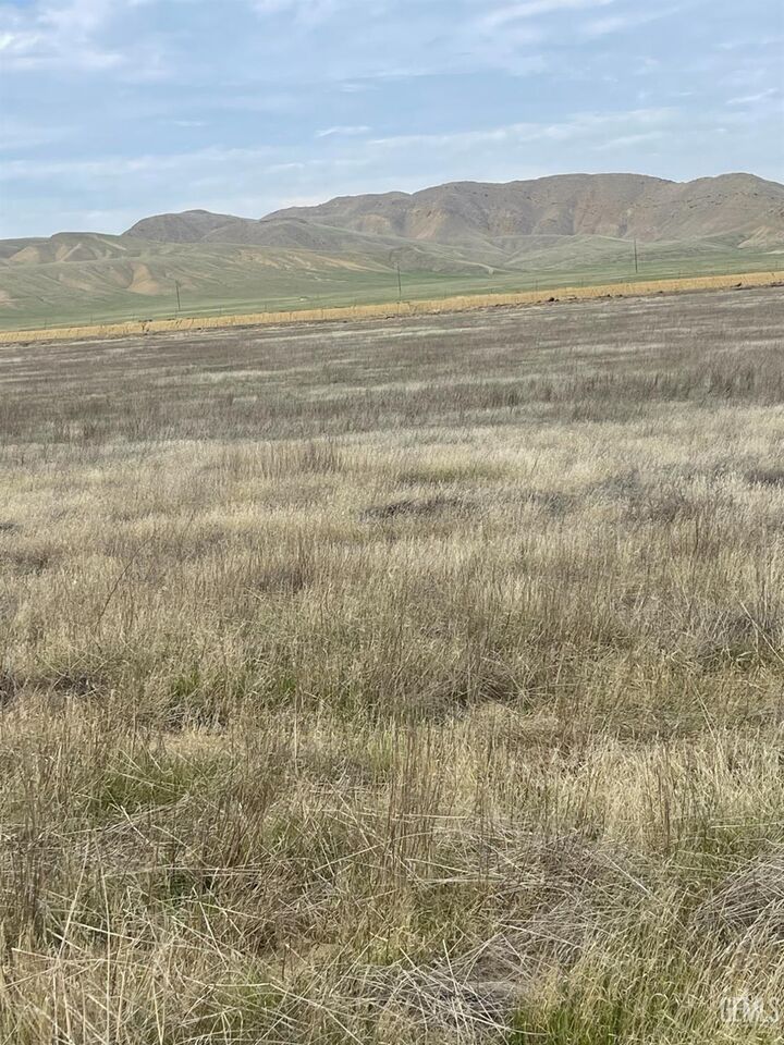 Property Photo:  0 Kecks Road  CA 93249 