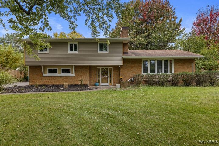 5286 Thompson Road  Clarence NY 14031 photo