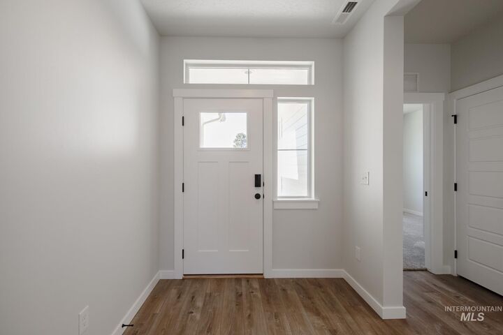 Property Photo: 2459 N Silver Wolf Ave ID 83669