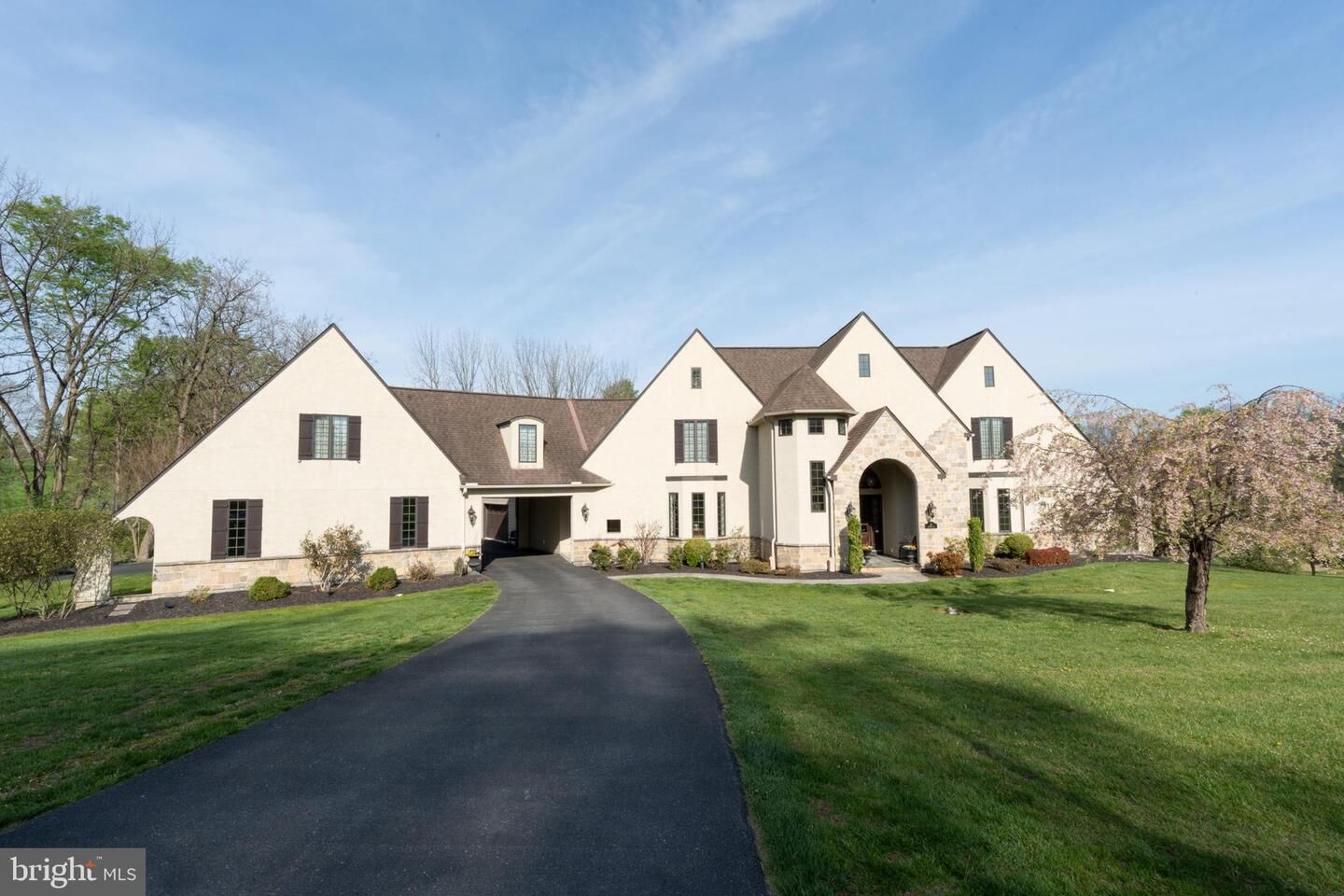 Property Photo:  2795 Southwick Drive  PA 17601 