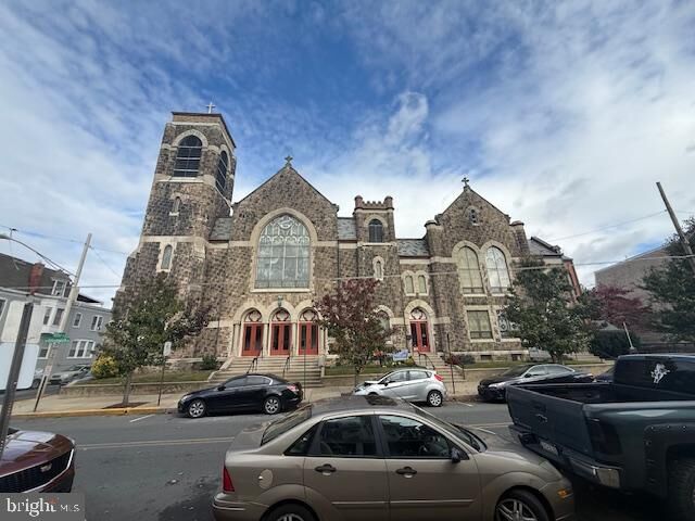 Property Photo: 220 W Greenwich Street PA 19601
