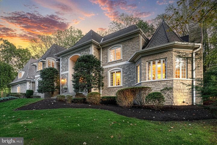 Property Photo:  610 Carrington Court  PA 17036