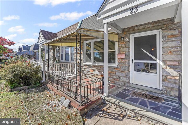 Property Photo:  23 E Berkley Avenue  PA 19018 