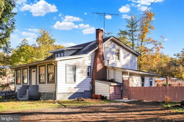 Property Photo:  336 Lake Front Drive  PA 17961