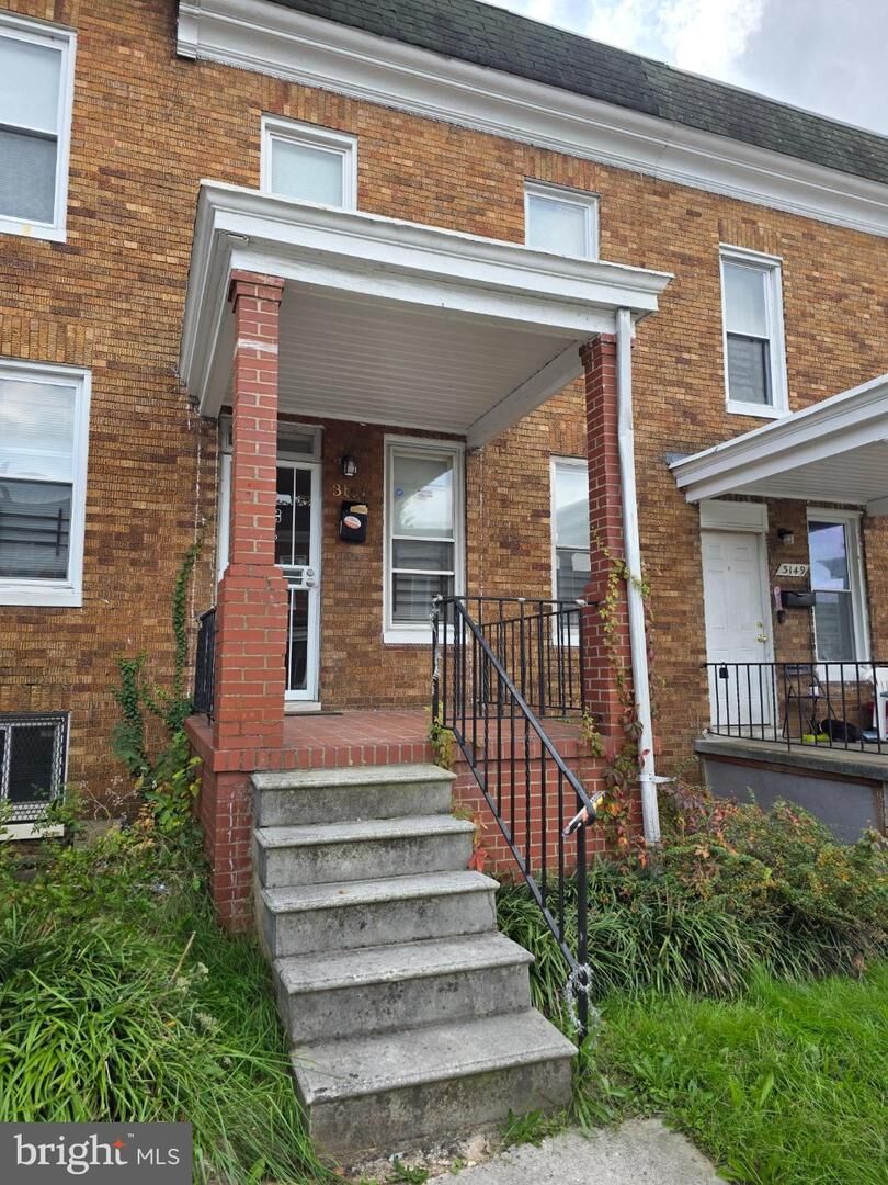 Property Photo: 3151 Ravenwood Avenue MD 21213