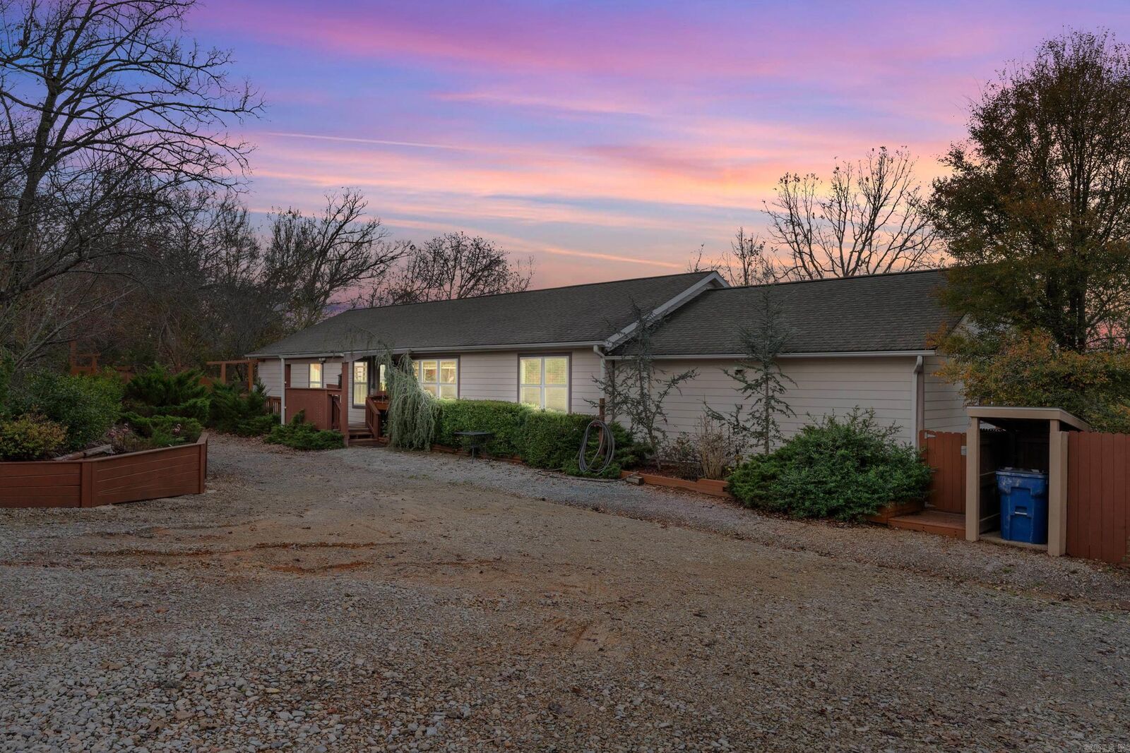 Property Photo:  311 Cr 804  AR 72637 