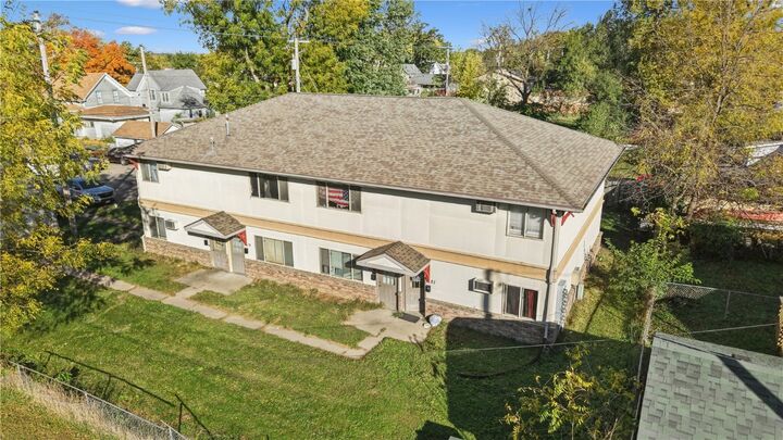 Property Photo:  519-521 N 3rd Street  IA 50158 