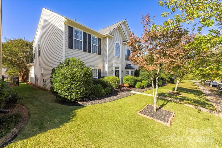 Property Photo:  16935 Hugh Torance Parkway  NC 28078