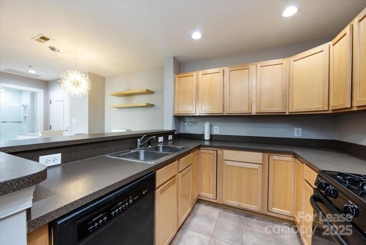 Property Photo:  718 Trade Street 204  NC 28202 